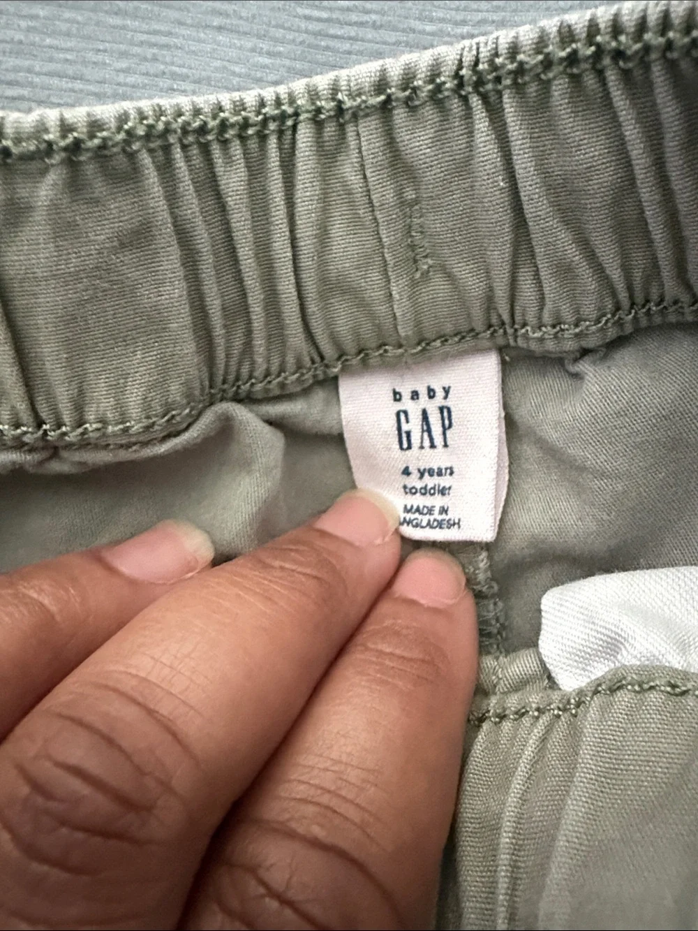 GAP comfortable olive